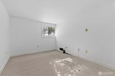 12221 100th Avenue NE #B102, Kirkland, WA 98034 - Photo 16