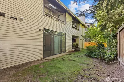 12221 100th Avenue NE #B102, Kirkland, WA 98034 - Photo 22