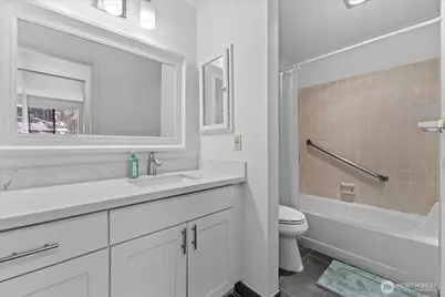 12221 100th Avenue NE #B102, Kirkland, WA 98034 - Photo 18