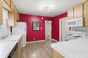 403 Queen Ave, Pe Ell, WA 98572 - Photo 12