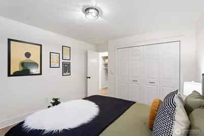 4219 Whitman Avenue N #2, Seattle, WA 98103 - Photo 12