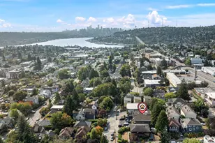 4219 Whitman Ave N, Seattle, WA 98103 - Photo 2