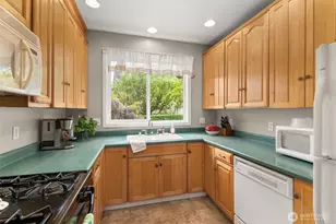 225 17th Ave SE, Olympia, WA 98501 - Photo 6