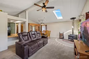 4331 Hamilton Dr, Oak Harbor, WA 98277 - Photo 6