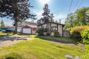 4331 Hamilton Dr, Oak Harbor, WA 98277 - Photo 2