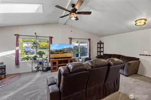 4331 Hamilton Dr, Oak Harbor, WA 98277 - Photo 14