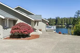 260 E Westlake Dr N, Allyn, WA 98524 - Photo 4