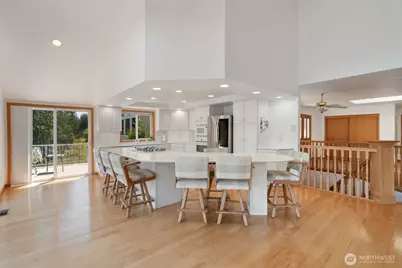 260 E Westlake Drive N, Allyn, WA 98524 - Photo 12