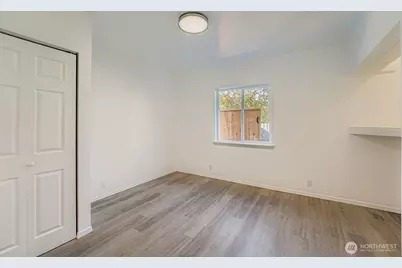 105 E 96th Street, Tacoma, WA 98445 - Photo 8