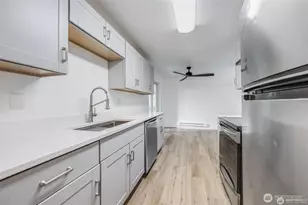 105 E 96th St, Tacoma, WA 98445 - Photo 22