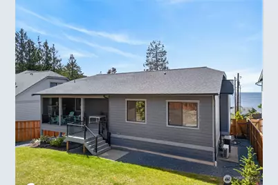 4616 Anaco Beach Road, Anacortes, WA 98221 - Photo 32