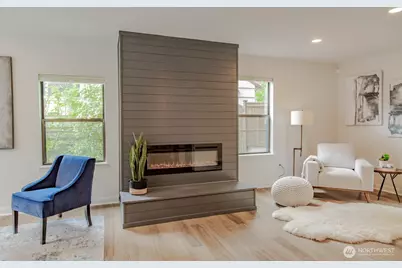 912 NE 115th Street, Seattle, WA 98125 - Photo 8