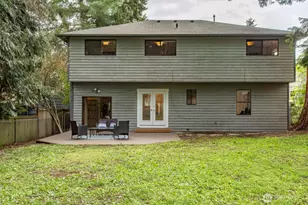 912 NE 115th St, Seattle, WA 98125 - Photo 28