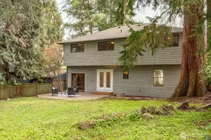 912 NE 115th St, Seattle, WA 98125 - Photo 4