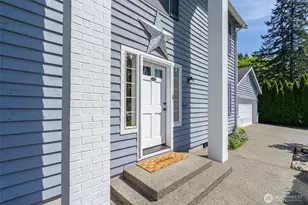1220 NW Tabitha Ct, Olympia, WA 98502 - Photo 4