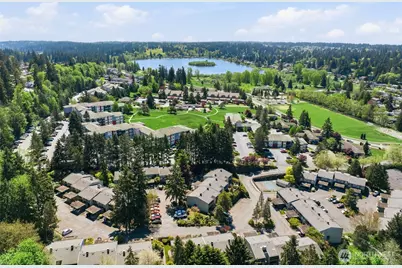 22711 Lakeview Drive #C6, Mountlake Terrace, WA 98043 - Photo 2