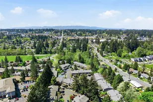 22711 Lakeview Dr, Mountlake Terrace, WA 98043 - Photo 26