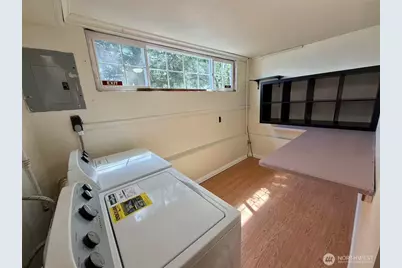 2508 SE 16th St, Renton, WA 98058 - Photo 16