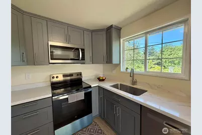 2508 SE 16th St, Renton, WA 98058 - Photo 4
