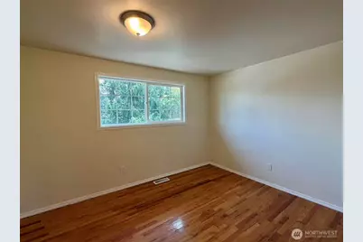 2508 SE 16th St, Renton, WA 98058 - Photo 8
