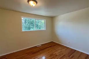 2508 SE 16th St, Renton, WA 98058 - Photo 8