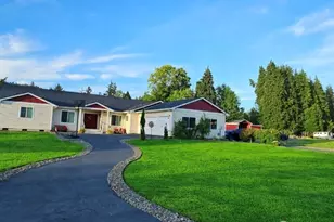 3652 Pennsylvania St, Longview, WA 98632 - Photo 2