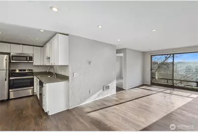 2100 N 106th Street #304, Seattle, WA 98133 - Photo 6