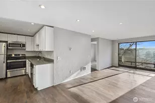 2100 N 106th St, Seattle, WA 98133 - Photo 6