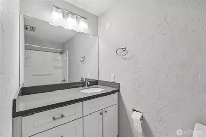 2100 N 106th Street #304, Seattle, WA 98133 - Photo 10