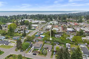11303 14th Ave SW, Seattle, WA 98146 - Photo 2