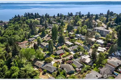 11218 35th Avenue SW, Seattle, WA 98146 - Photo 32