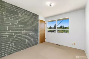 11218 35th Ave SW, Seattle, WA 98146 - Photo 10