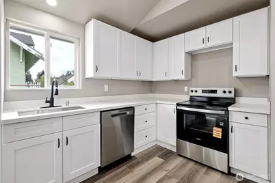 14101 10th Avenue S, Tacoma, WA 98444 - Photo 12