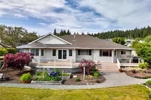 6404 Warren St, Anacortes, WA 98221 - Photo 32