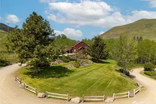 373 Rendezvous Rd, Winthrop, WA 98862 - Photo 10