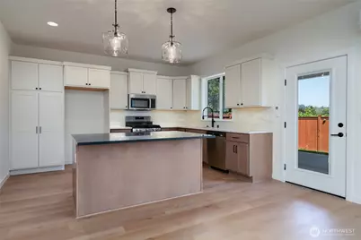 708 Legacy Way, Sedro Woolley, WA 98284 - Photo 10