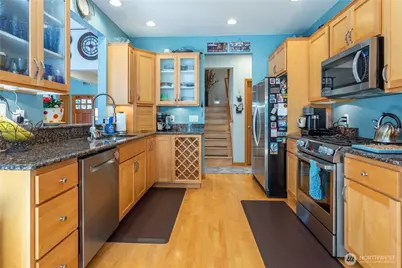 5625 Old Settler Dr, Ferndale, WA 98248 - Photo 12