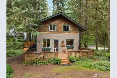 6989 Snoqualmie Place, Glacier, WA 98244 - Photo 1