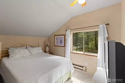 6989 Snoqualmie Place, Glacier, WA 98244 - Photo 22