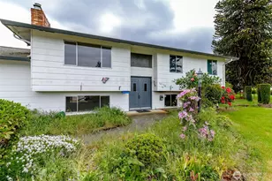 10716 102nd St SW, Tacoma, WA 98498 - Photo 2