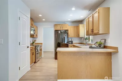 20516 86th Avenue Ct E, Spanaway, WA 98387 - Photo 10