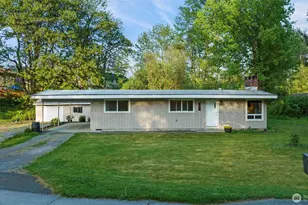 924 1st St, Sultan, WA 98294 - Photo 1
