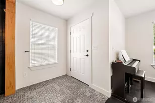 1349 Hudson St, DuPont, WA 98327 - Photo 4