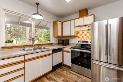 624 SE Pine Road, Port Orchard, WA 98367 - Photo 10