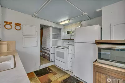 6614 156th Avenue SW, Longbranch, WA 98351 - Photo 10