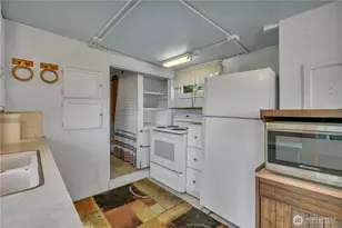 6614 156th Ave SW, Longbranch, WA 98351 - Photo 10