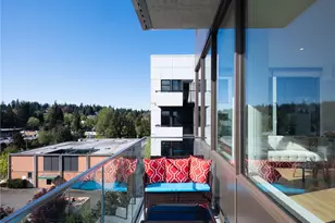 10232 NE 10th St, Bellevue, WA 98004 - Photo 10