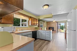 1611 E St, Lynden, WA 98264 - Photo 10
