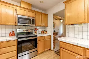 2109 22nd St SE, Puyallup, WA 98372 - Photo 12