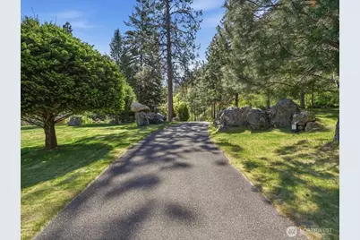 170 Hania Lane, Chelan, WA 98816 - Photo 10